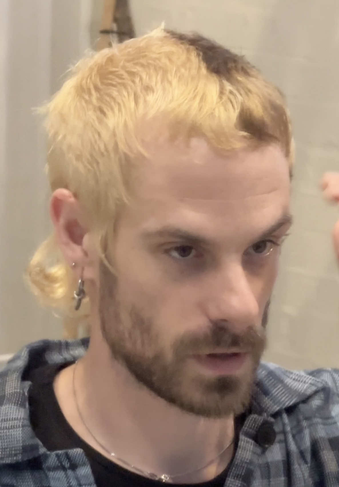@STACHE HAIR