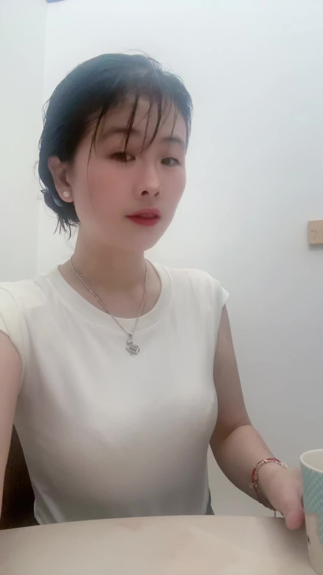 @liying830