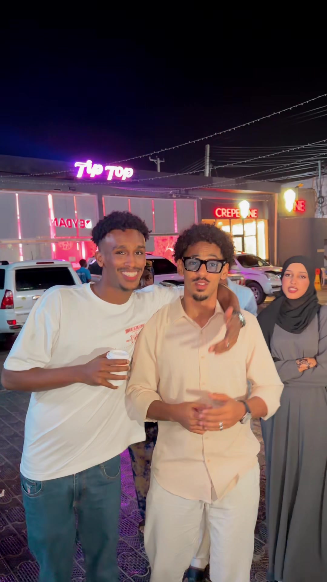 @Aash🇸🇴🇾🇪