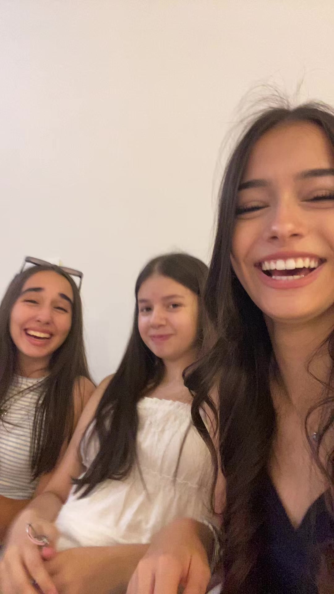 @𝑒𝑑𝑎