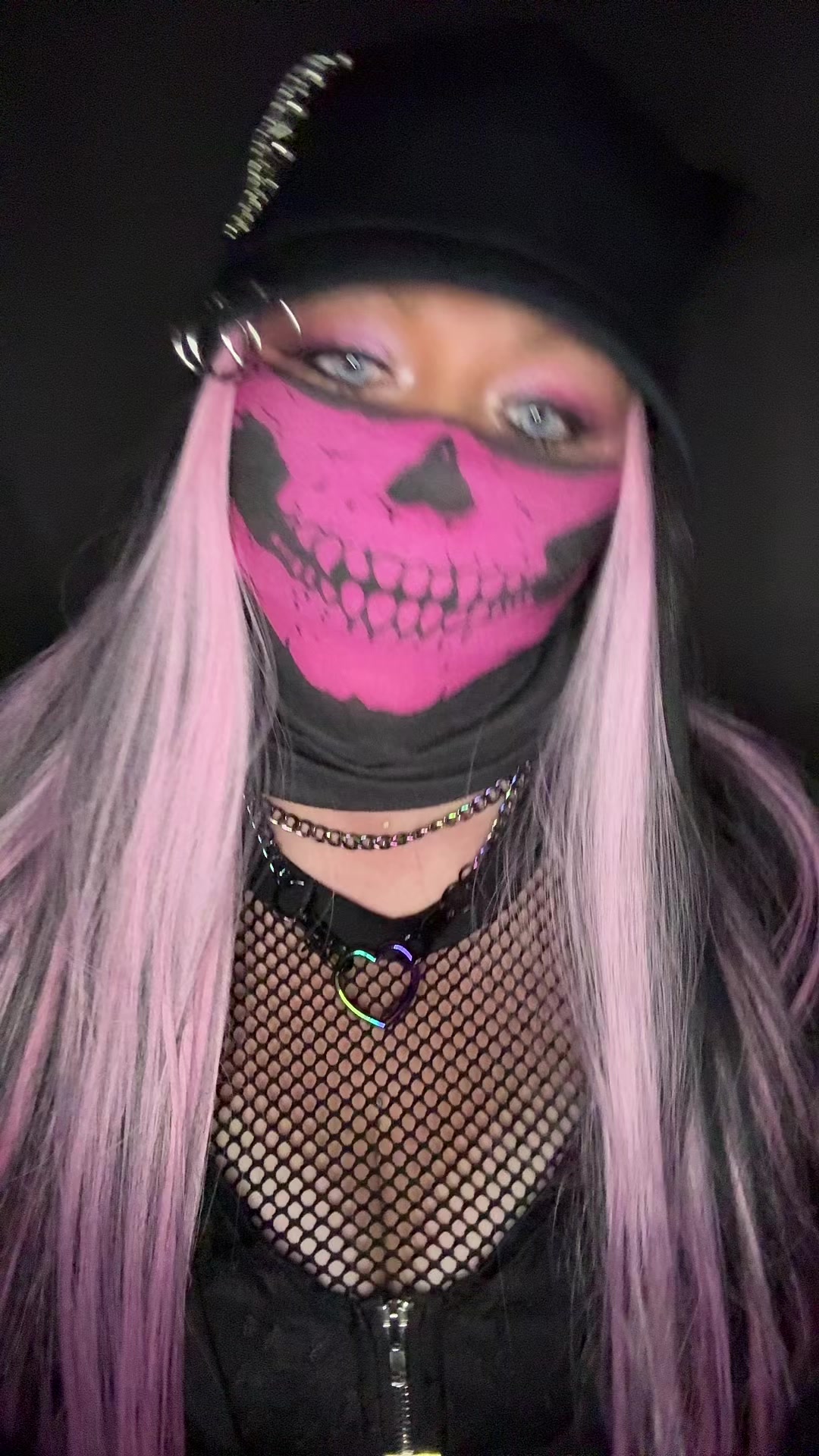 @ꨄ༺𝓟𝓲𝓷𝓴𝓕𝓾𝓻𝔂༻ꨄ