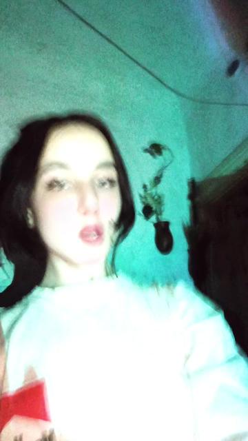 @angelina.livee