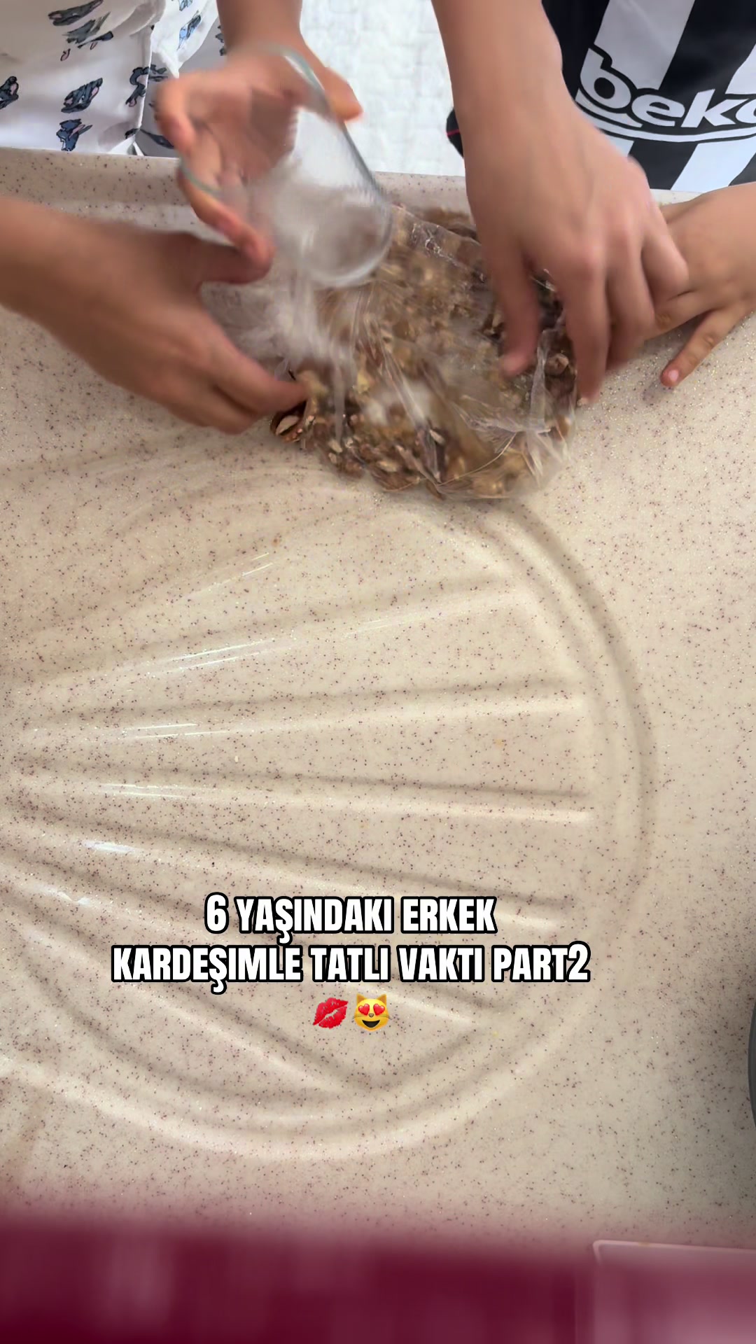 @R&uuml;ya g&uuml;lderen