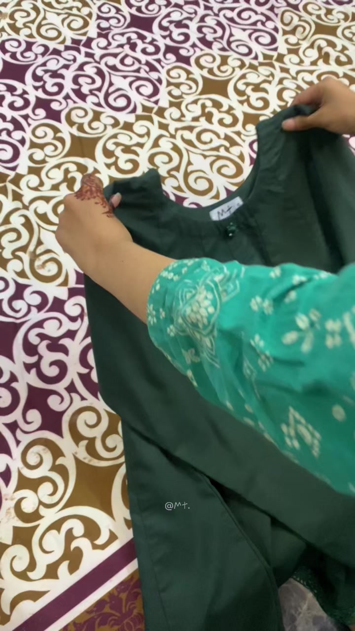 @𐌌𐌕.