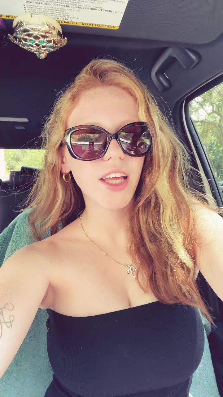 @krystalroseeeee