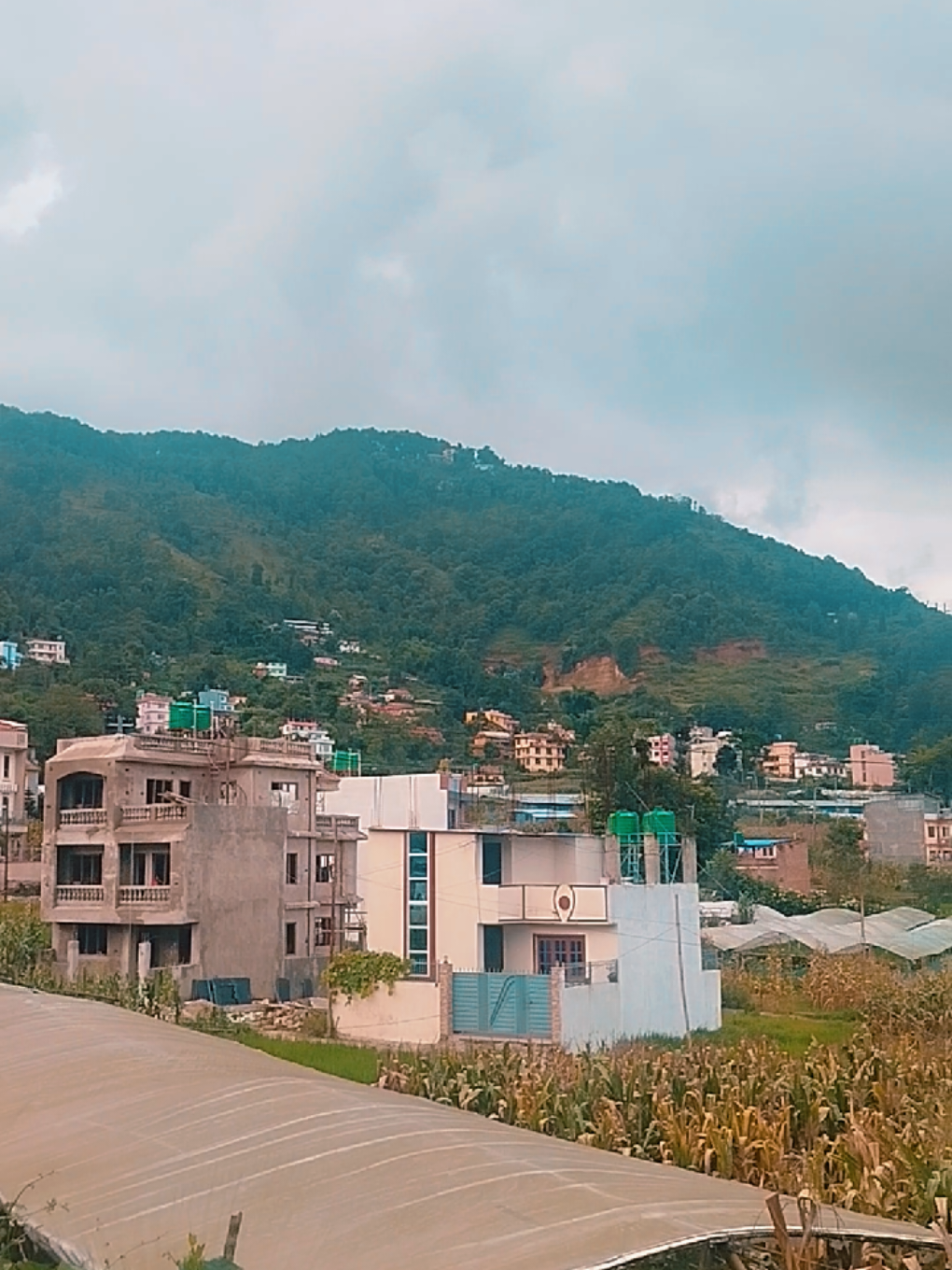 @अधुरो सपनाको धनी