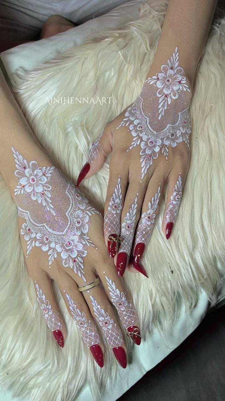 @Aini Henna