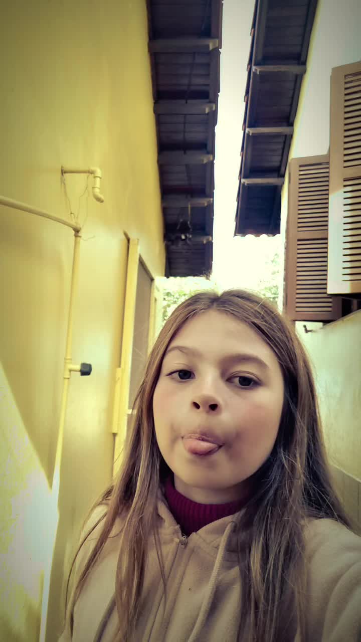 @Vitoria