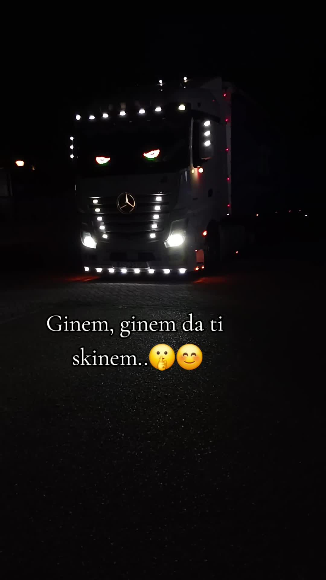 @&Scaron;meker ✌️✌
