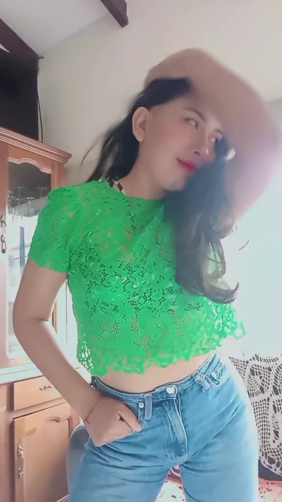 @Gabriela