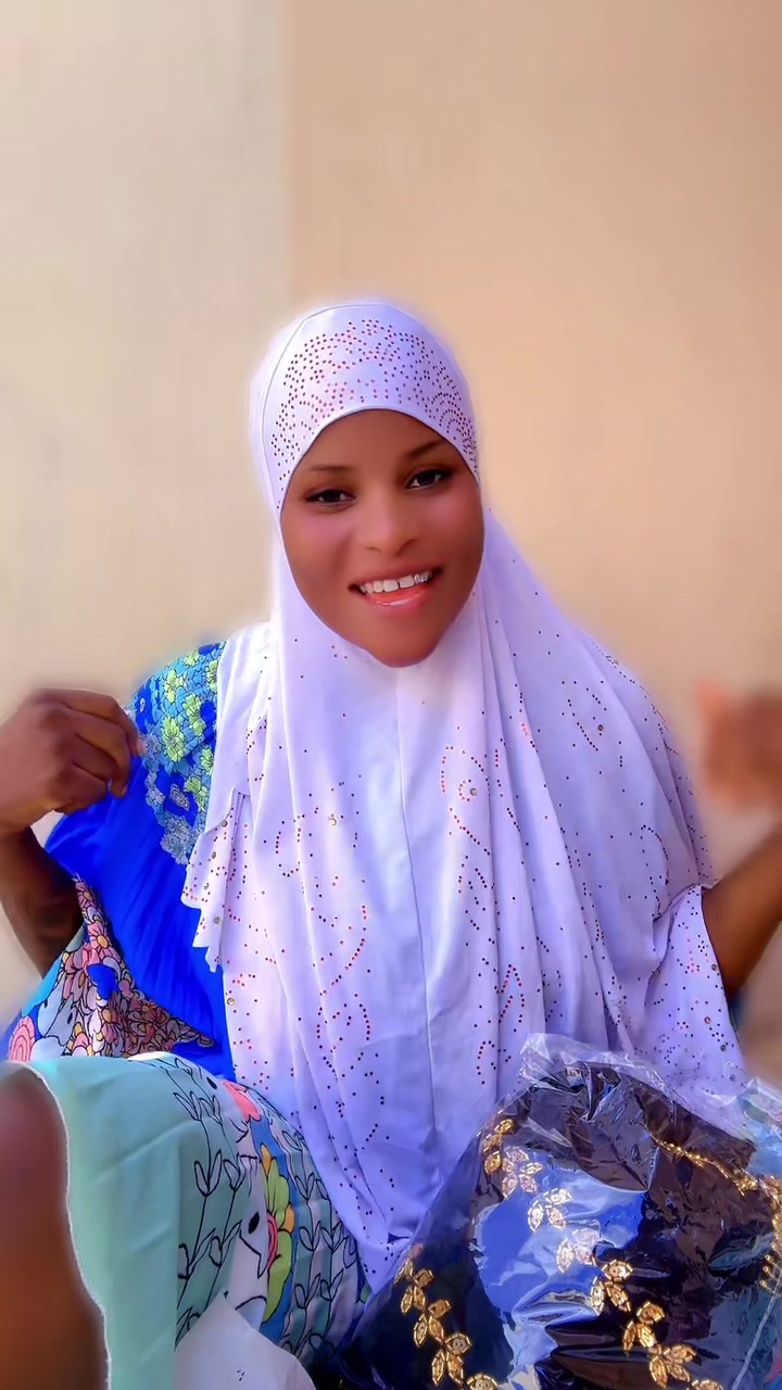 @Young Alhaja fashion empire💯