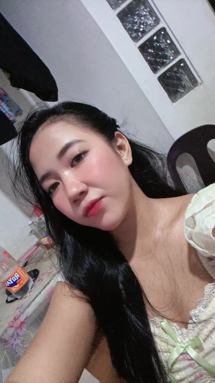 @Ems_