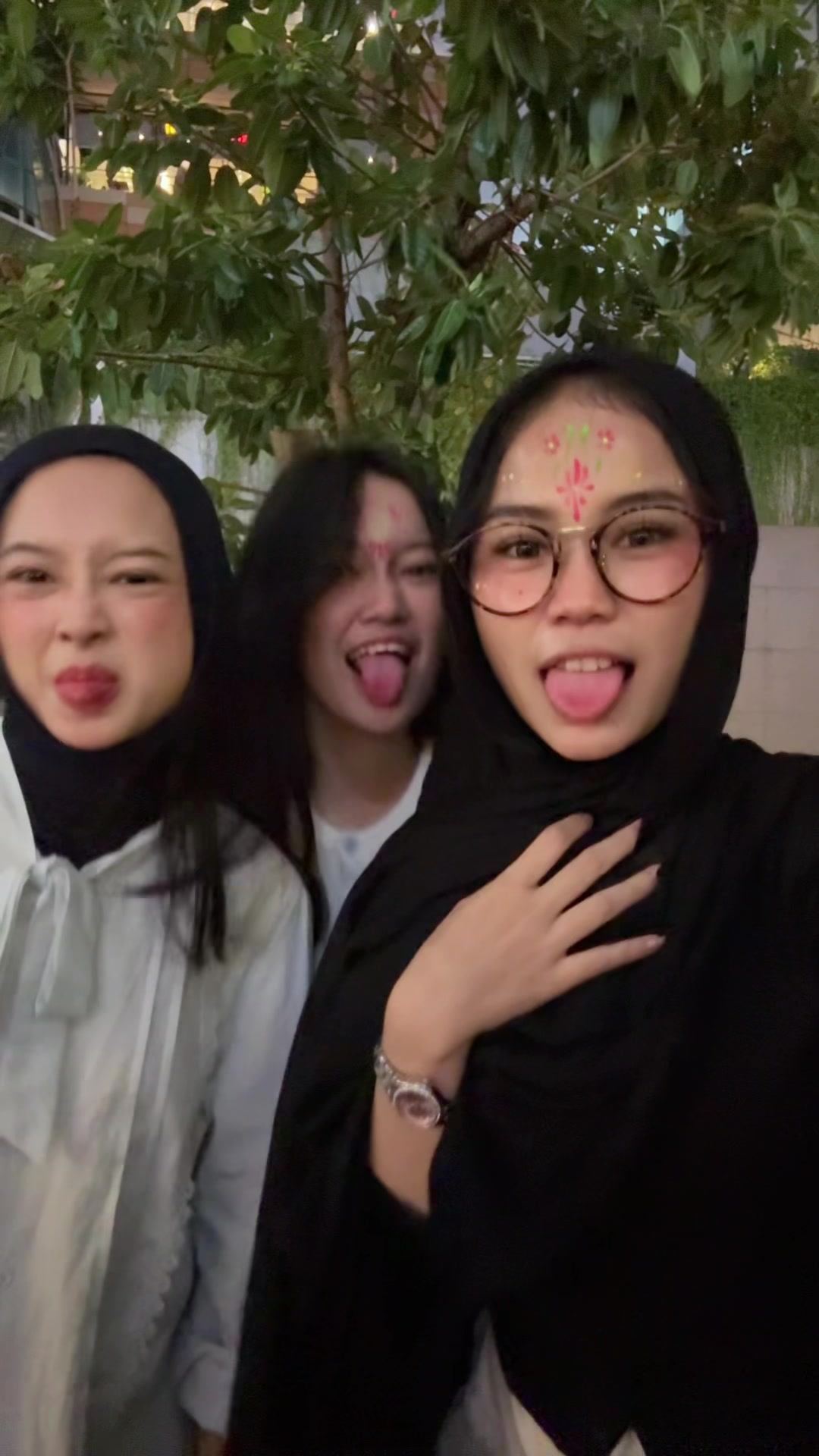 @nnaaheni.🕊️
