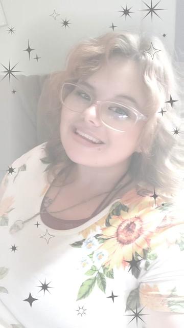 @Maddie Jackson || Author