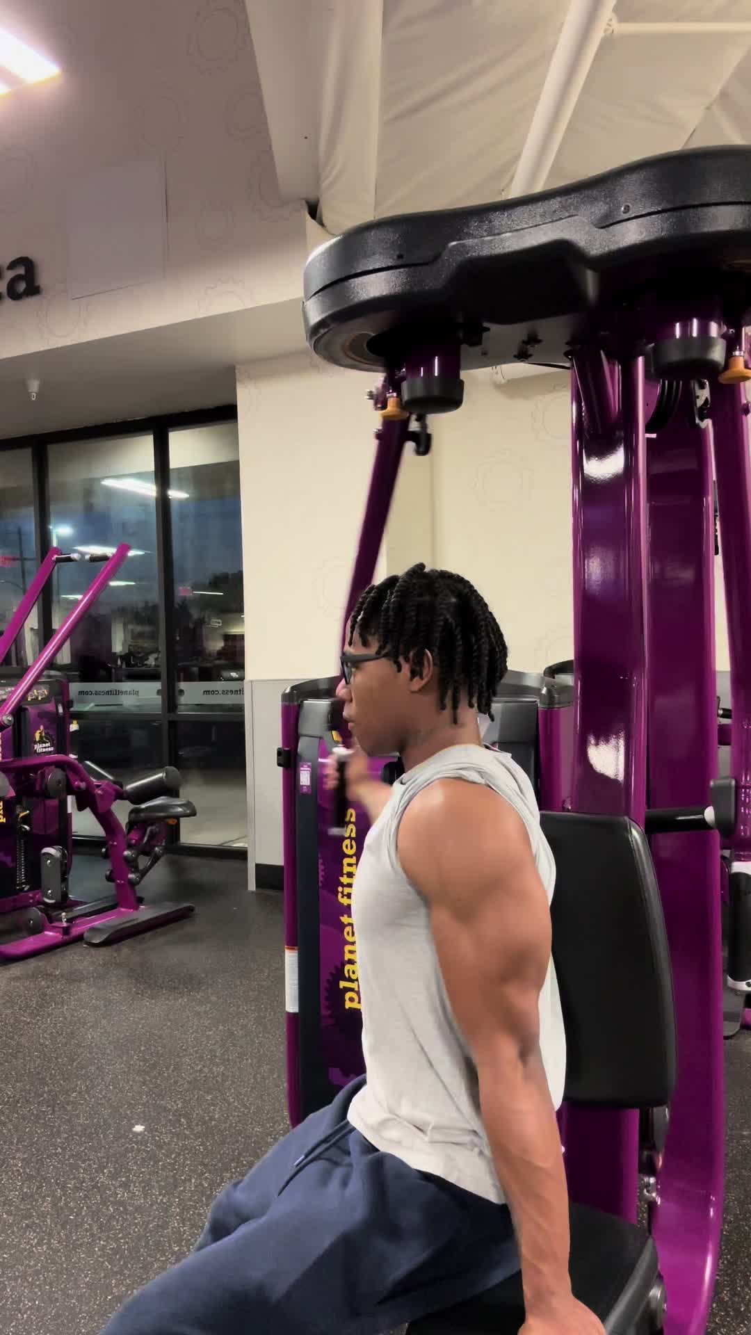 @Izzliftss