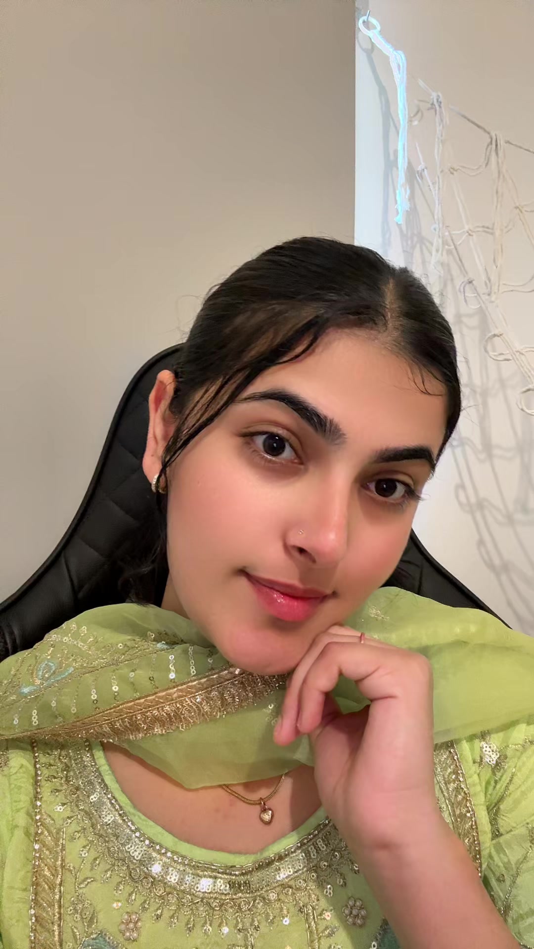 @Gurleen_kaur