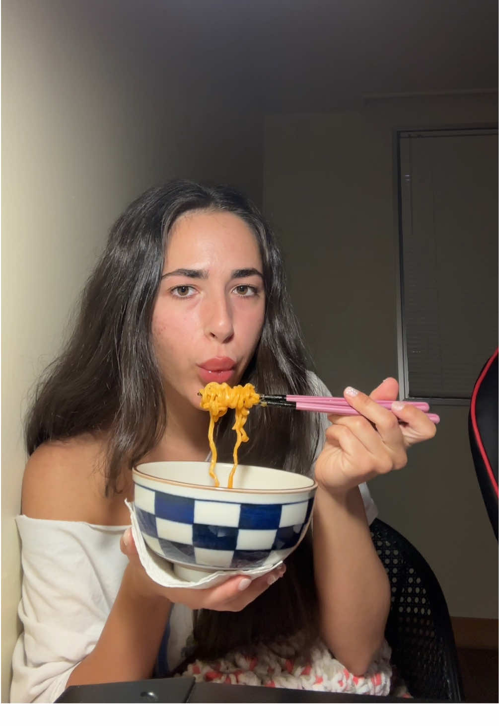 @chloeksmukbangs