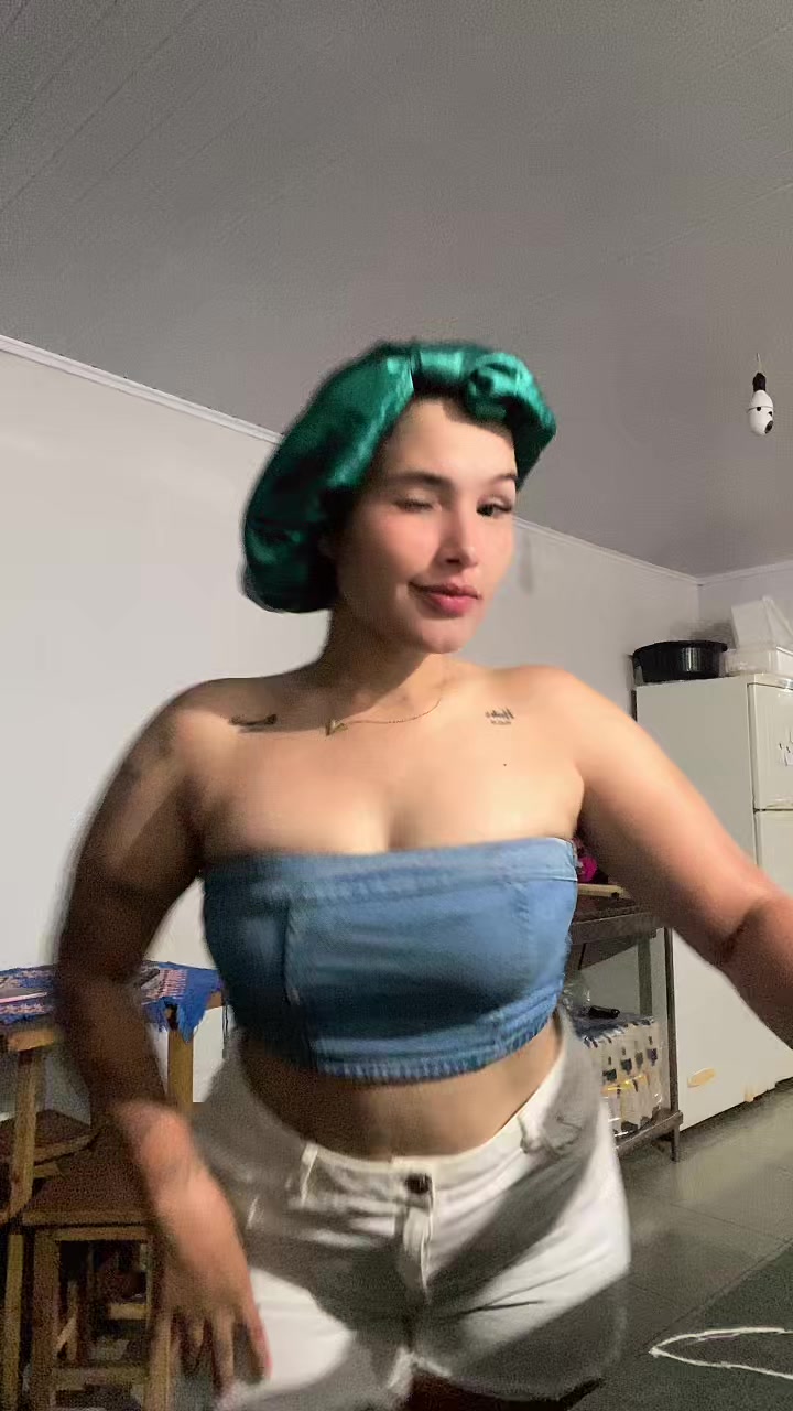 @vivianoliveira2463