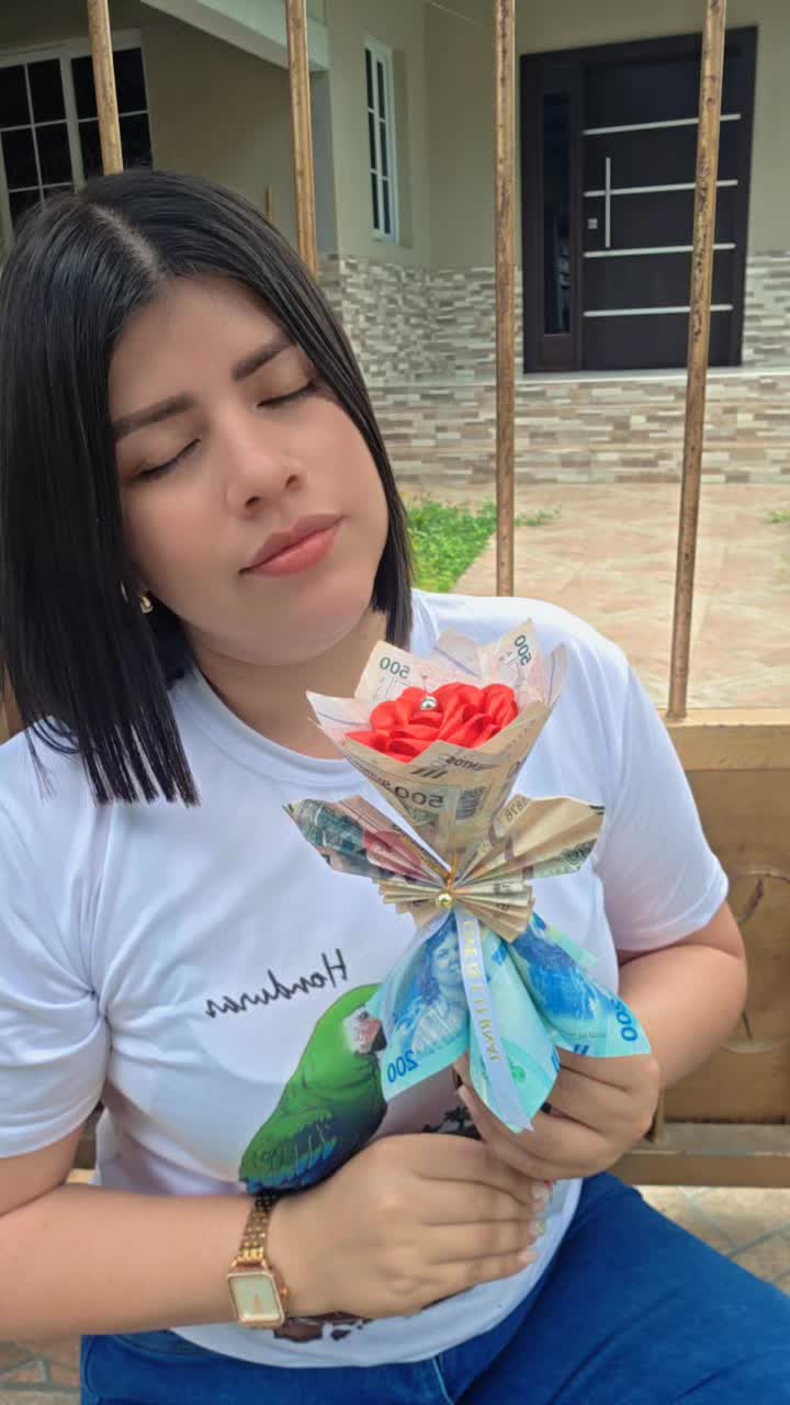 @Krys MC. 🌺Creations🌸