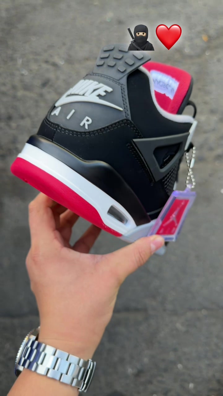 @TONYSNEAKERS