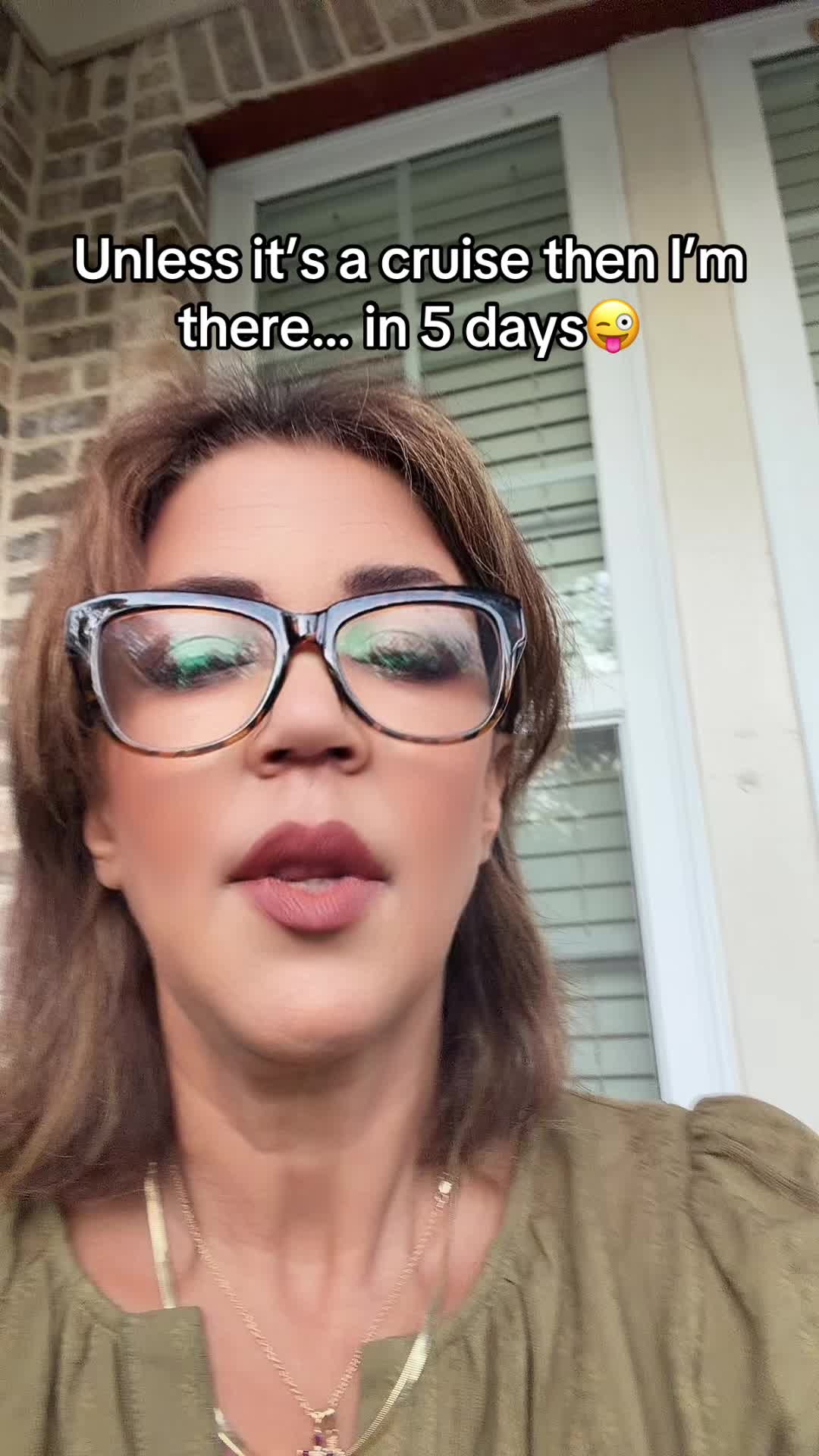 @Demi