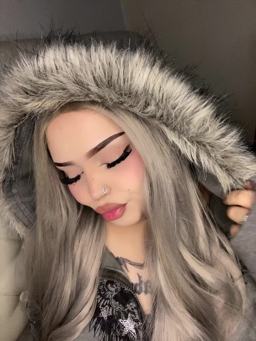 @🫧𝒜𝓃𝒶𝒾𝓈 🫧