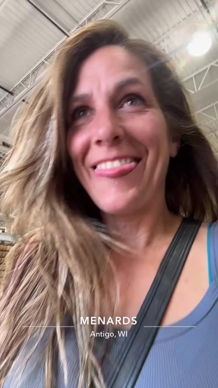 @BobbiDeede
