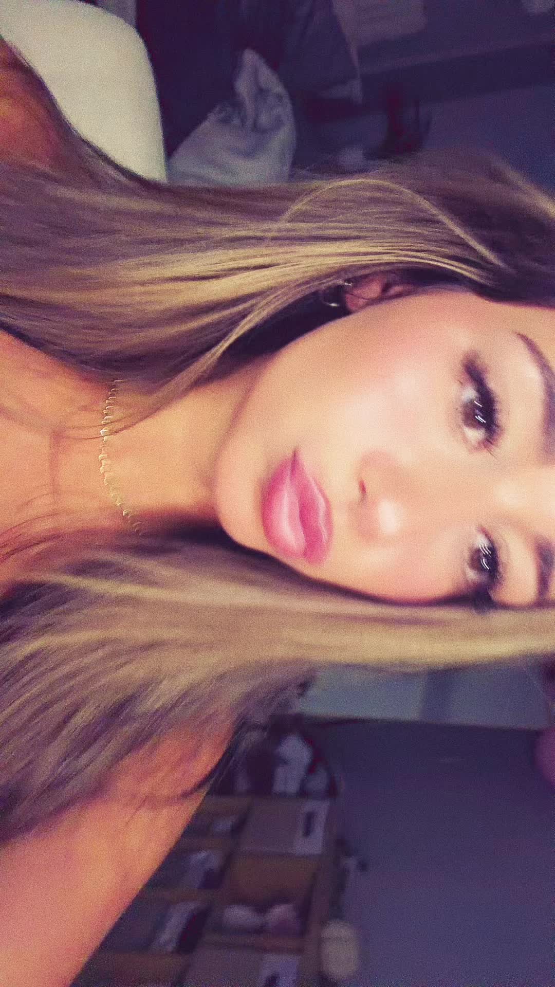 @Sabrina