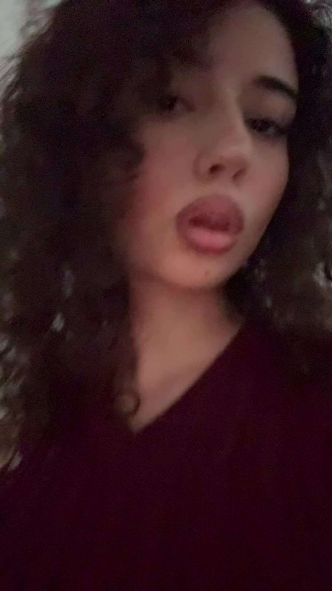 @Öykü Clara