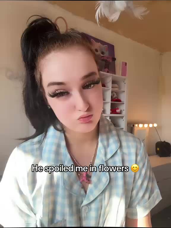 @Sophia🤫