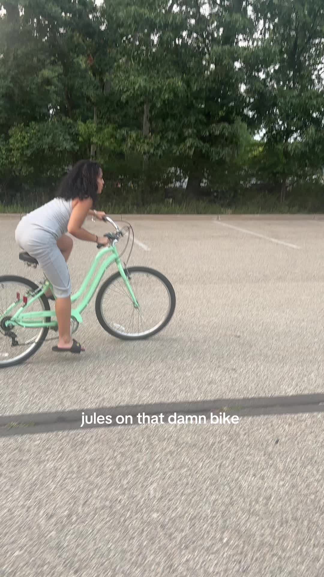 @￶