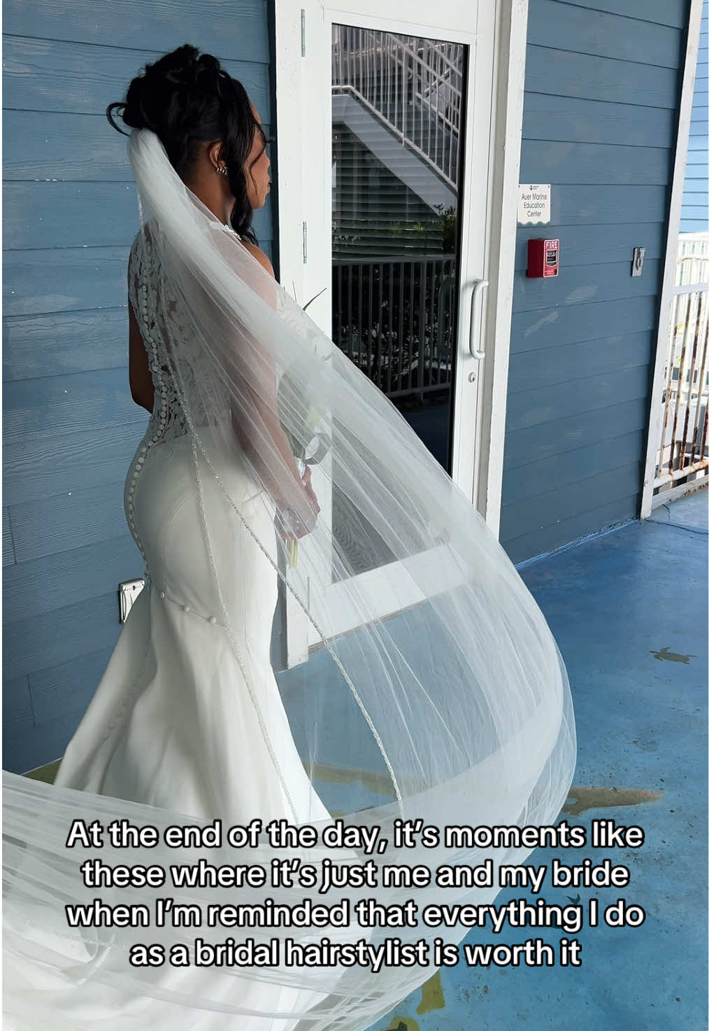 @Traveling Bridal Hairstylist