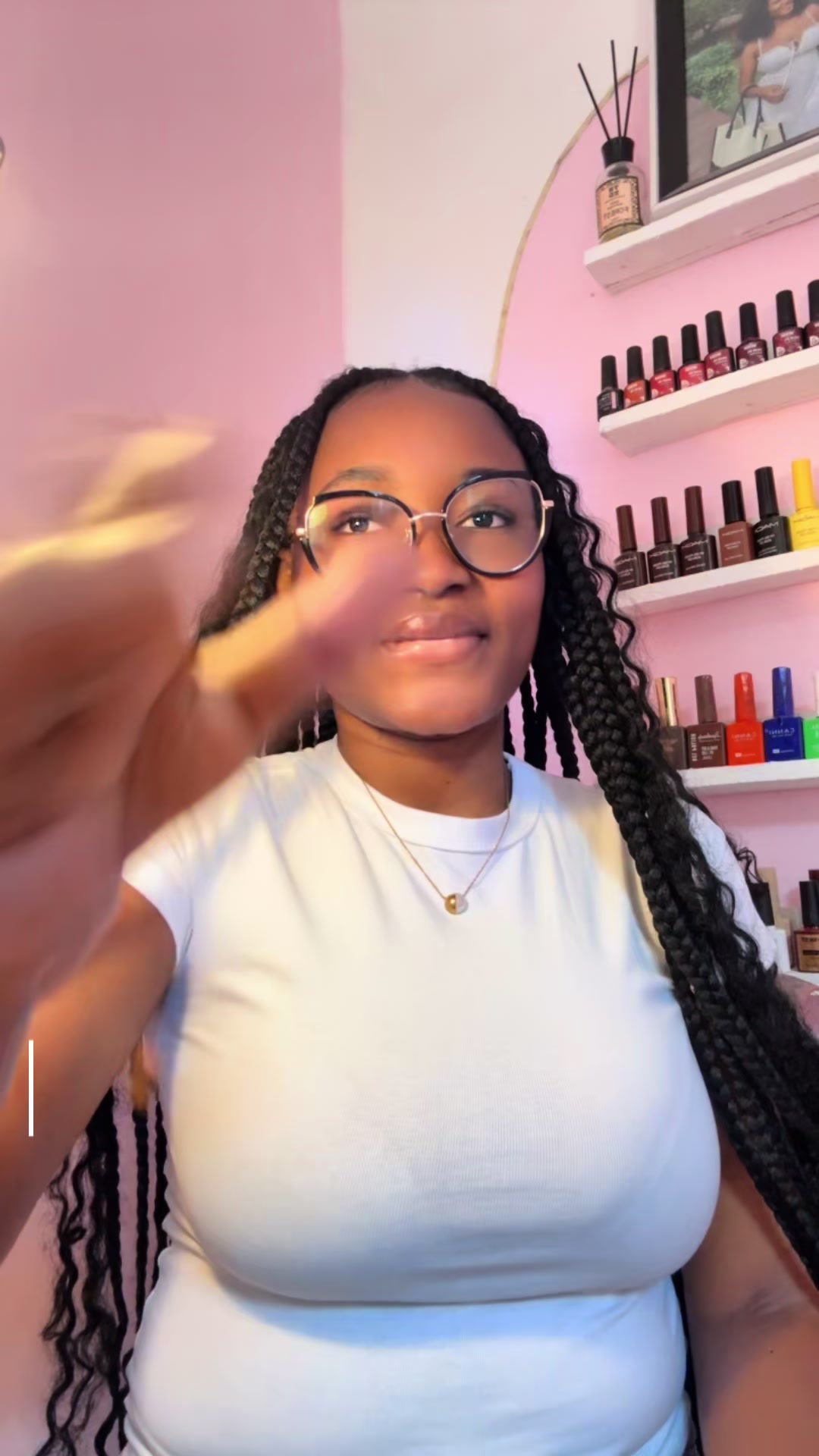@LAURNA ÉCLAT D’ONGLE