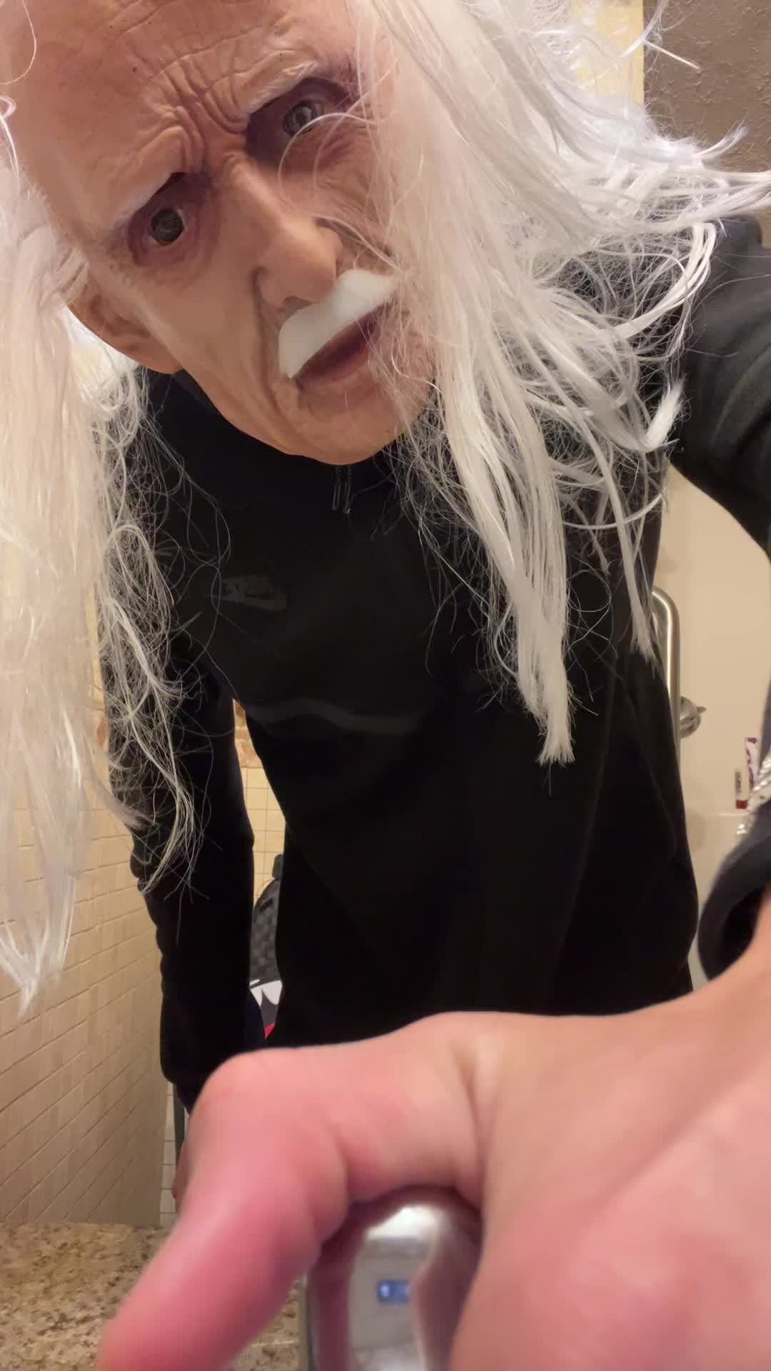 @Money_dk4