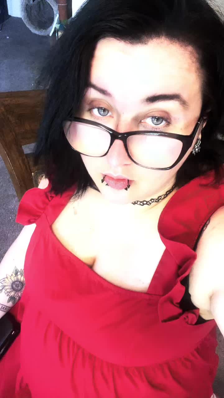 @sp00ky_treats