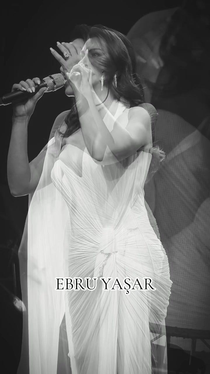 @Ebru Yaşar