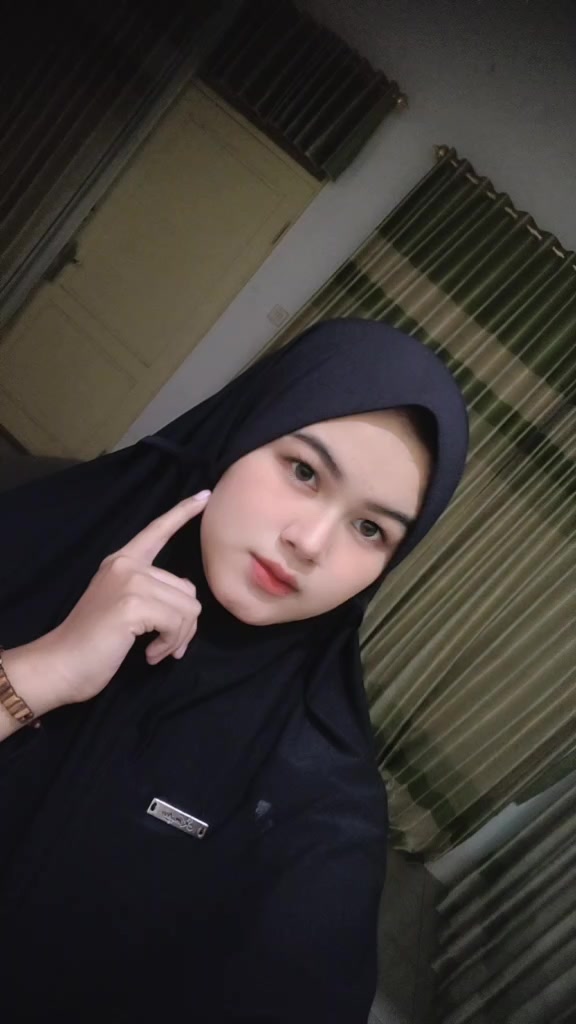 @_nenklea