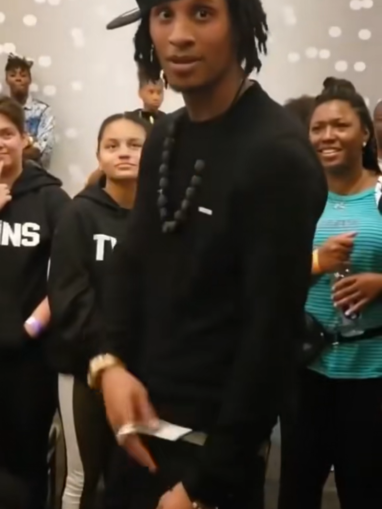 @Lestwinsfanpage88
