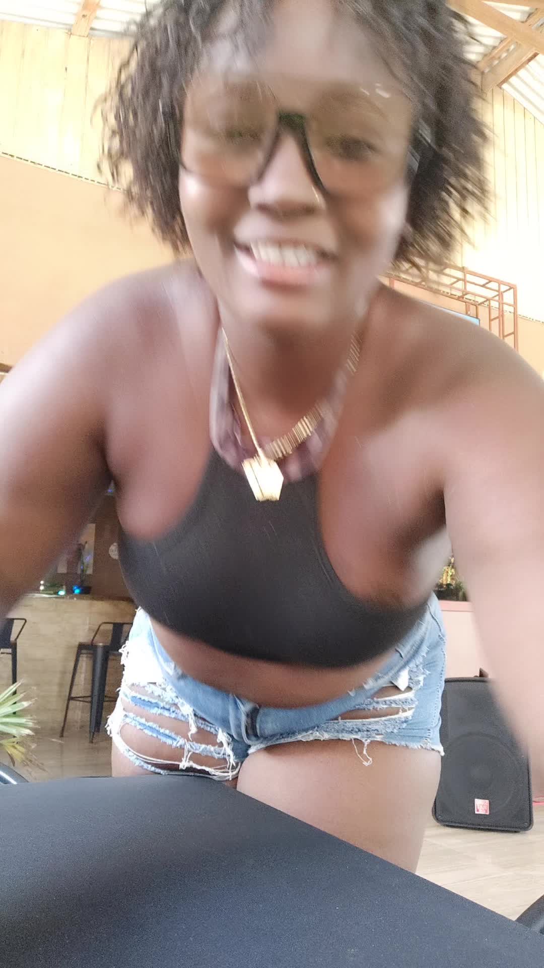 @Kim🌺🇯🇲🇫🇷