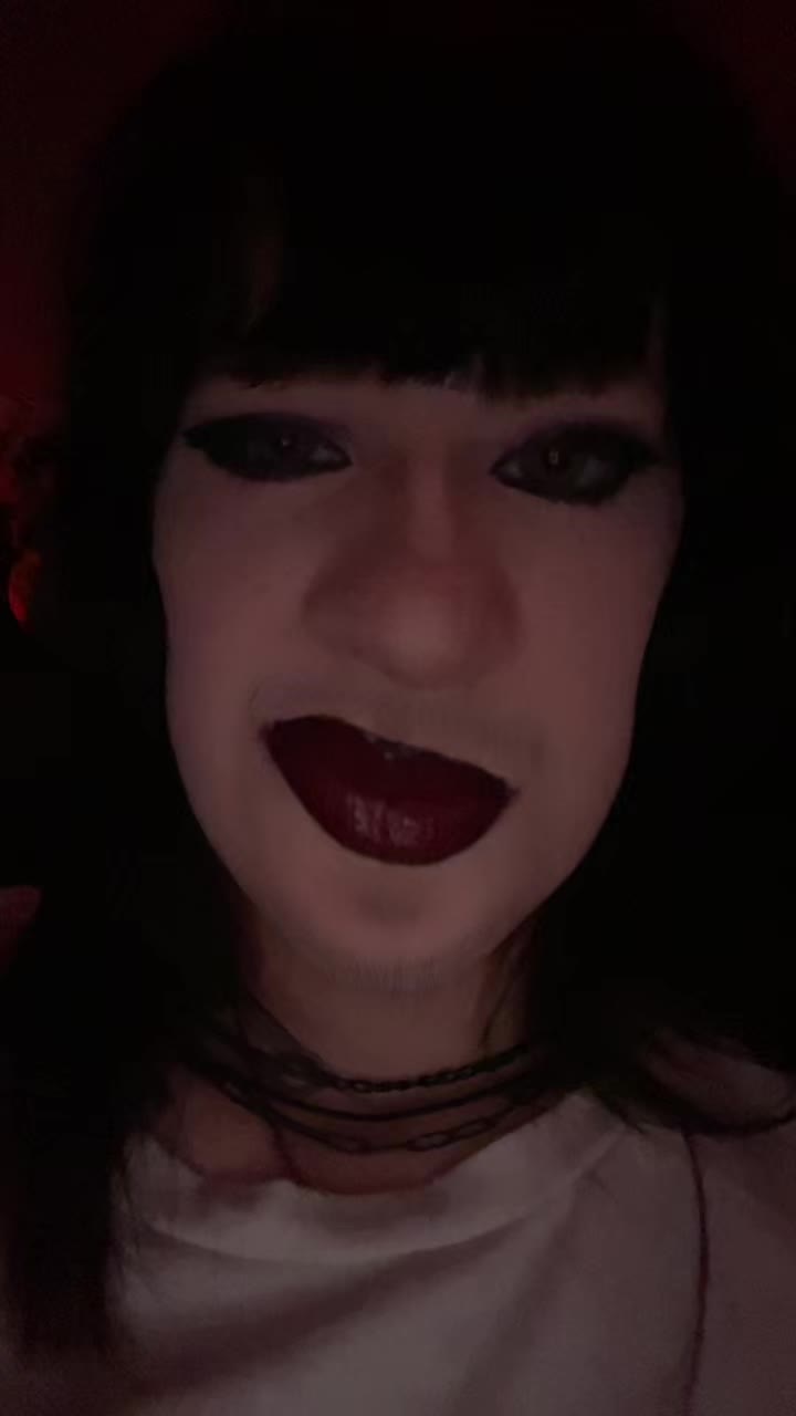@L I L Y
