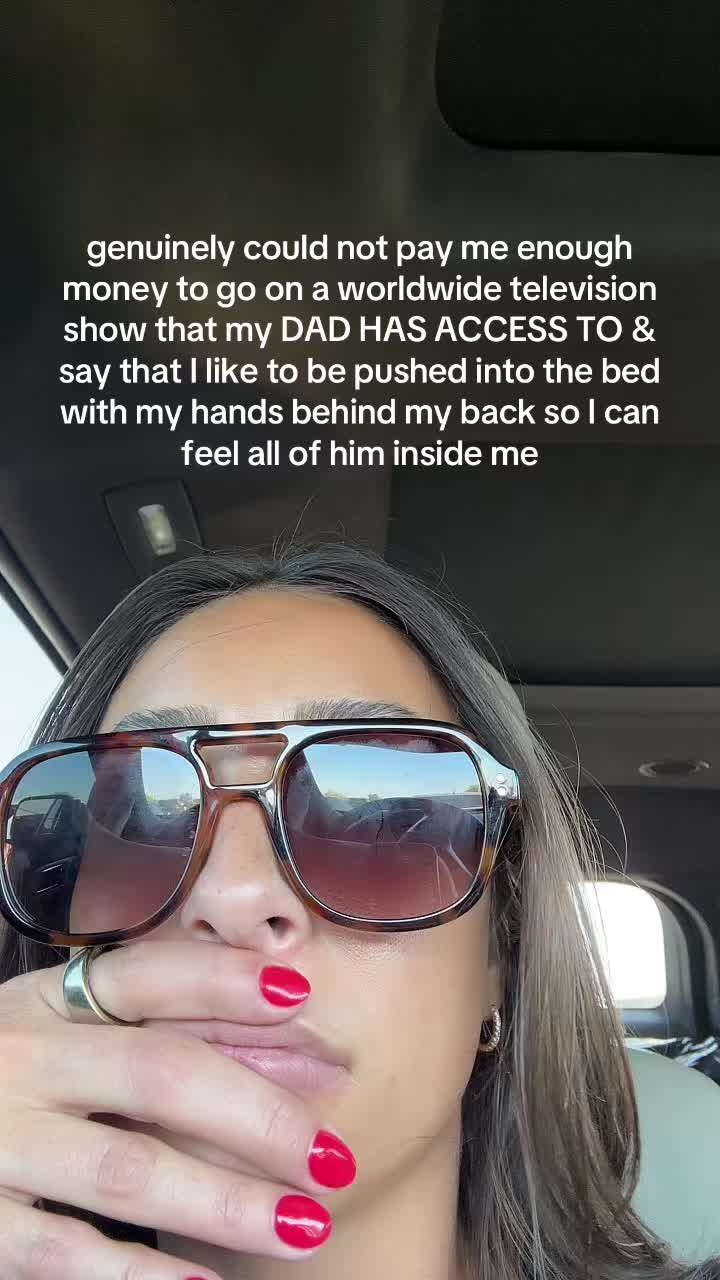 @makennabrown