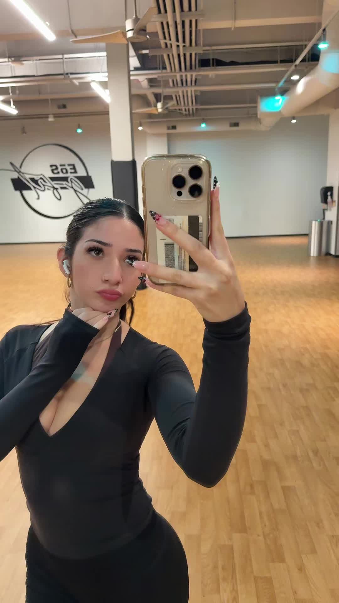 @💋