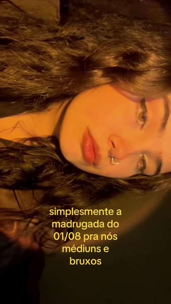 @vee ☥