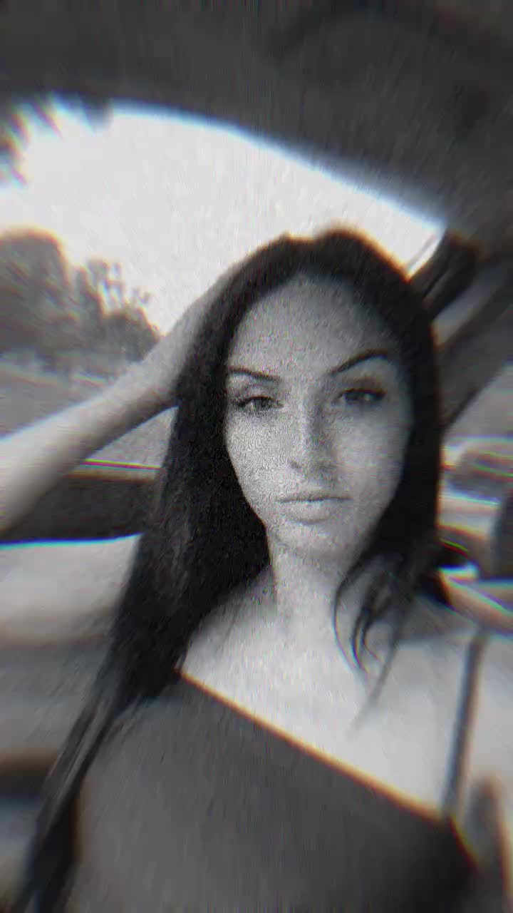 @Brittybratt 🤭