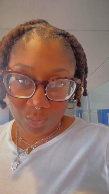 @Akilah N Da Bee