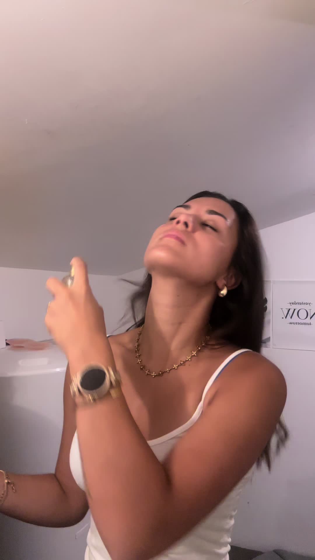 @loaelia