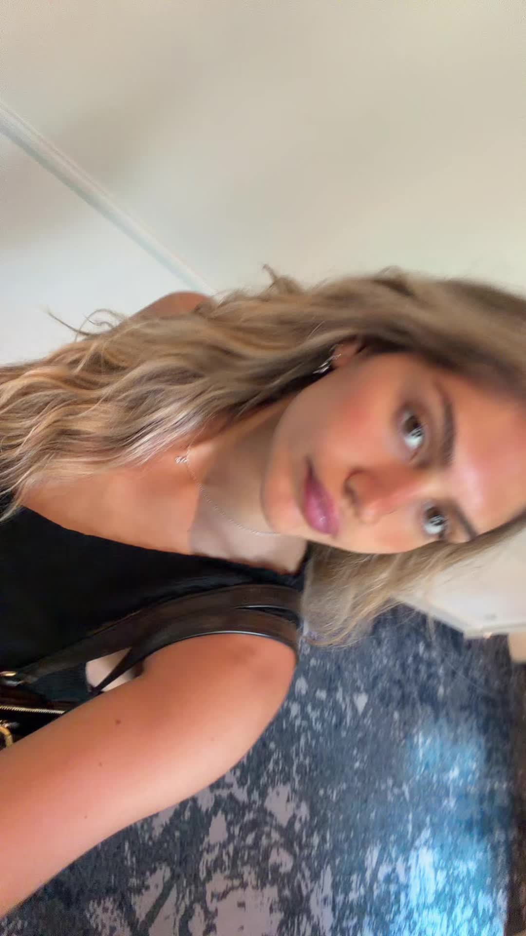 @mai