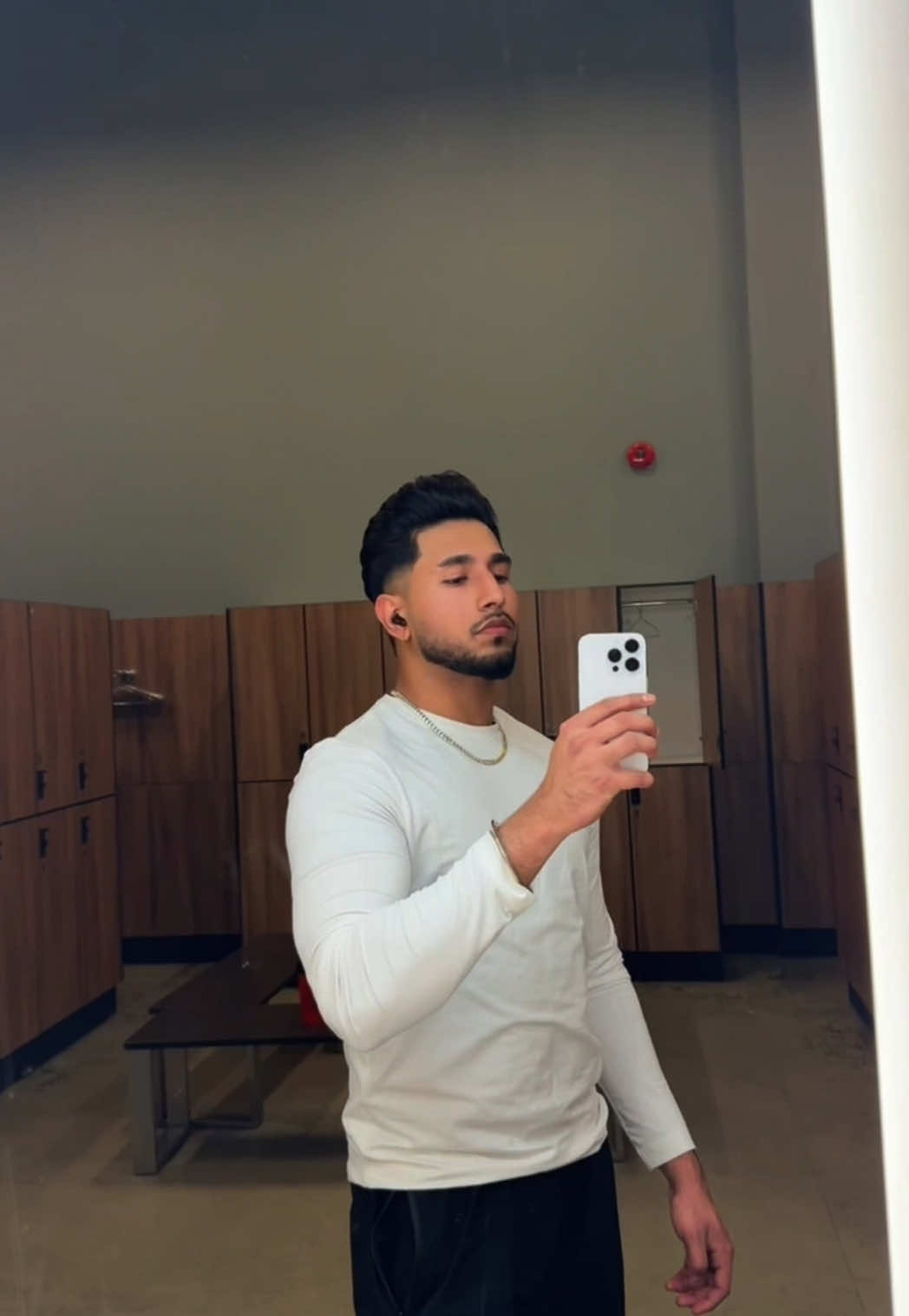 @Nav_07