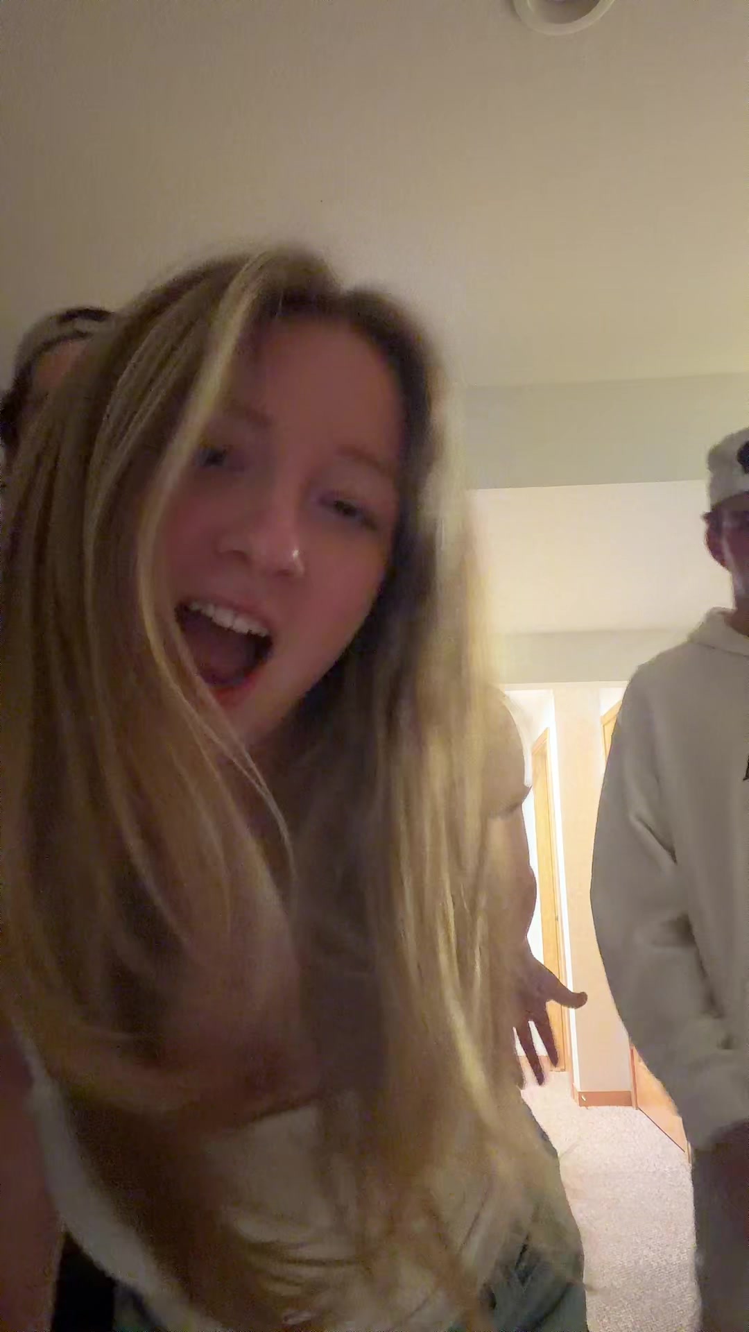 @Gwen🍾