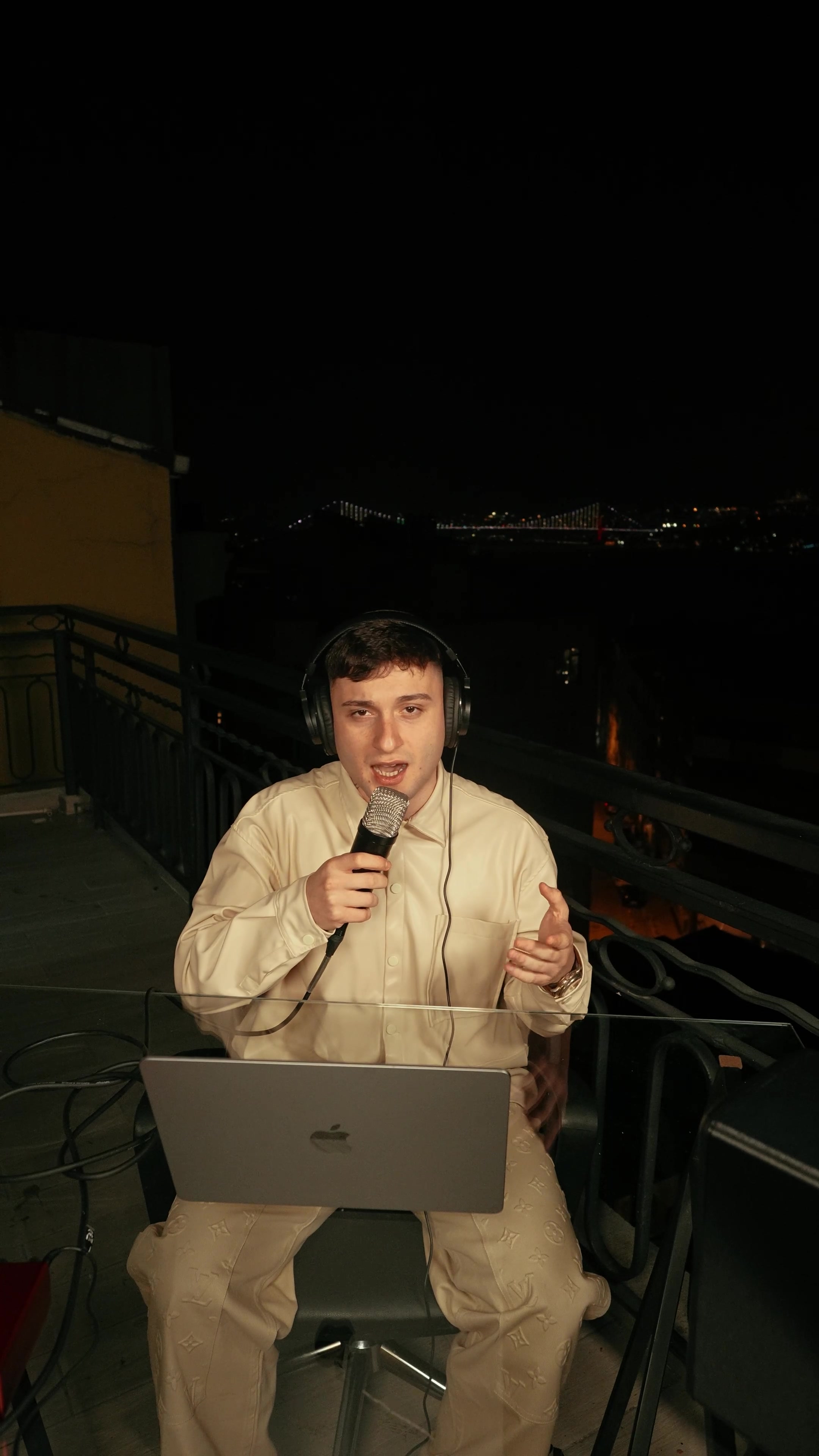 @Oğuz Ünal